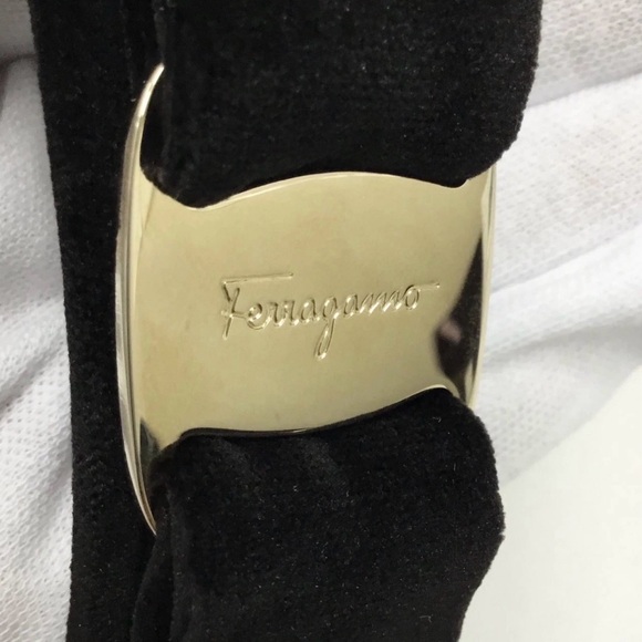NEW 🌼Salvatore Ferragamo🌼Black Vara Bow🎀🖤 Velvet Headband🔥Authentic - Picture 4 of 14